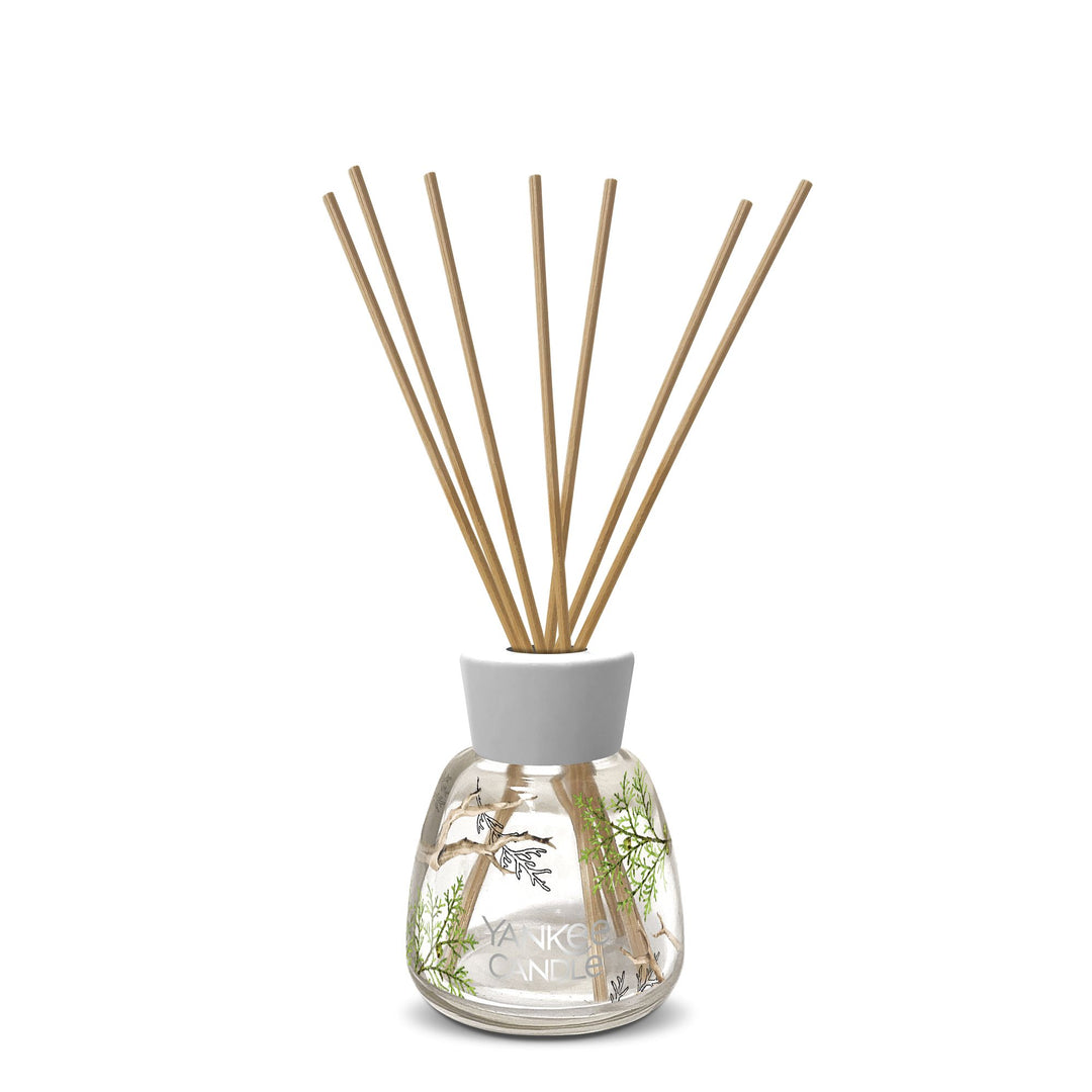 Bayside Cedar Reed Diffuser by Yankee Candle