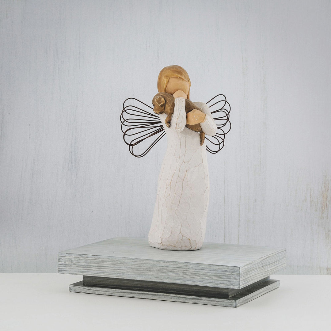 Angel of Friendship Figurine by Willow Tree