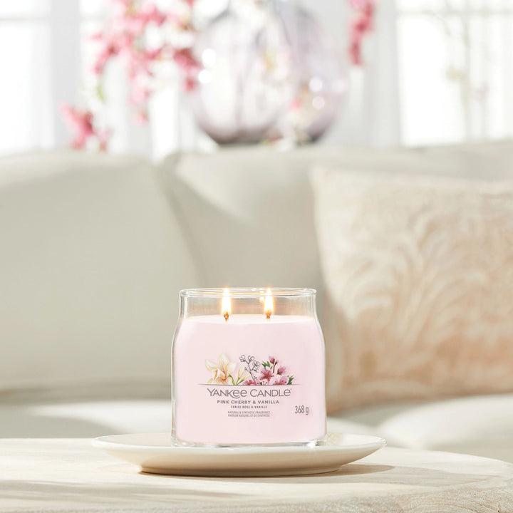 Pink Cherry & Vanilla Medium Jar Yankee Candle