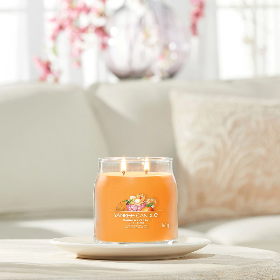 Mango Ice Cream Signature Medium Jar by Yankee Candle