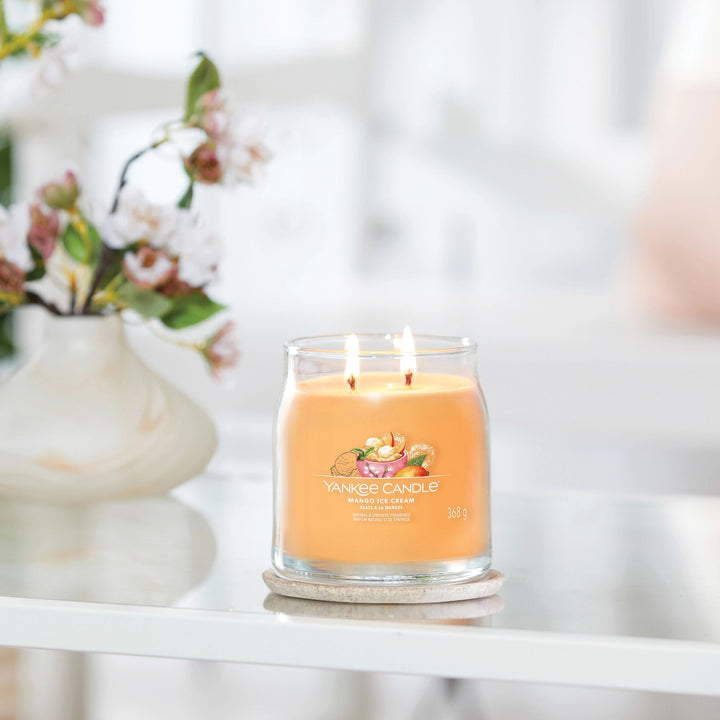 Mango Ice Cream Signature Medium Jar by Yankee Candle