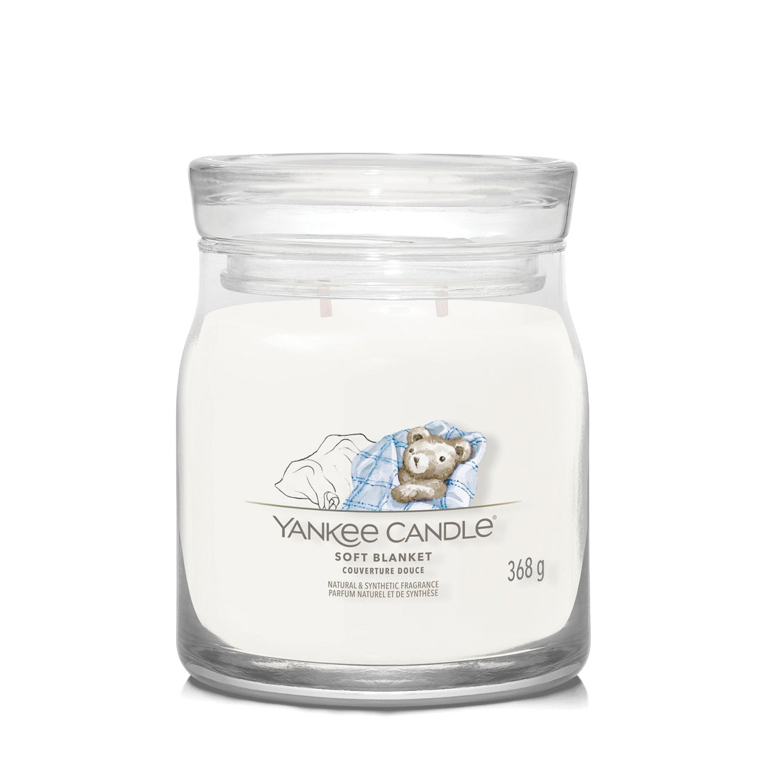 Soft Blanket Signature Medium Jar Yankee Candle