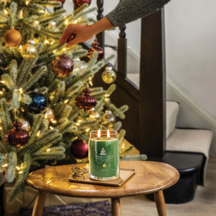 Shimmering Christmas Tree Signature Large Jar by Yankee Candle