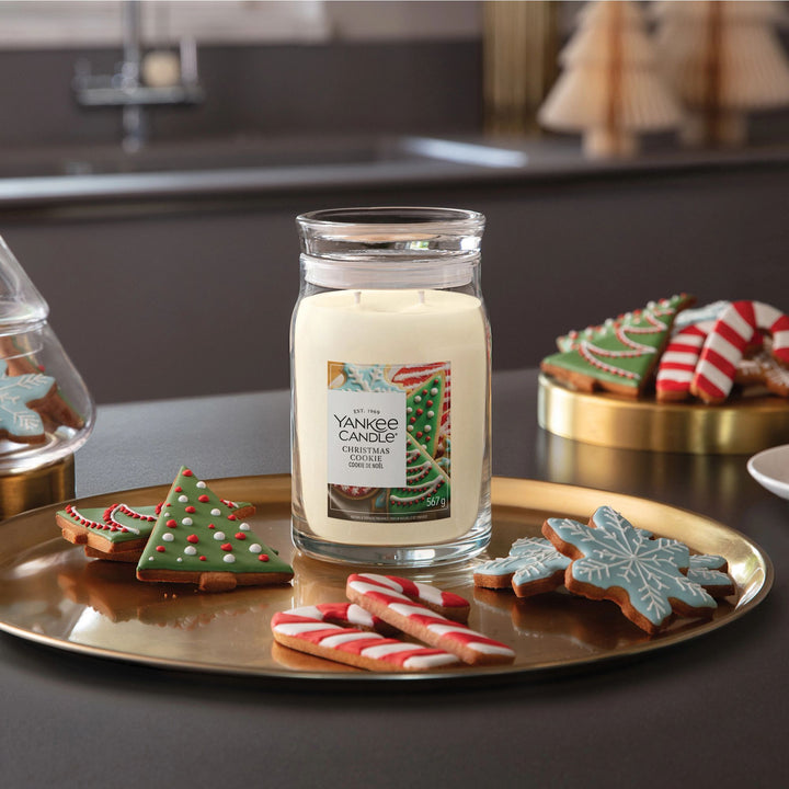 Christmas Cookie Signature Large Jar by Yankee Candle