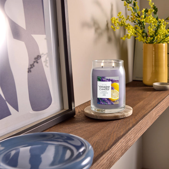 Lemon Lavender Signature Large Jar by Yankee Candle