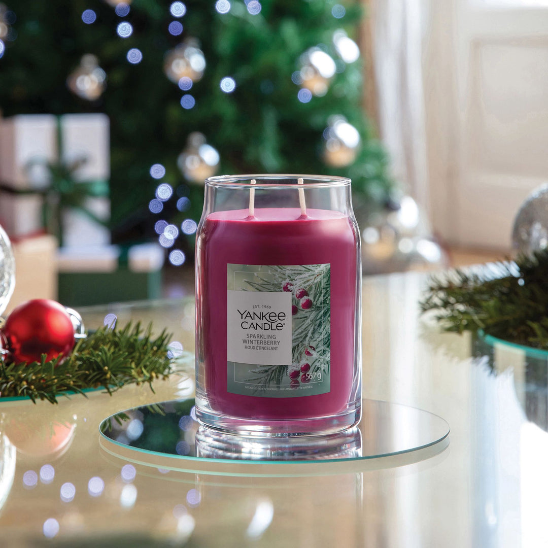 Sparkling Winterberry Signature Large Jar by Yankee Candle