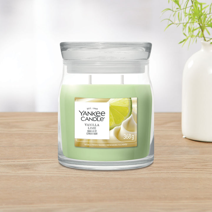 Vanilla Lime Signature Medium Jar by Yankee Candle