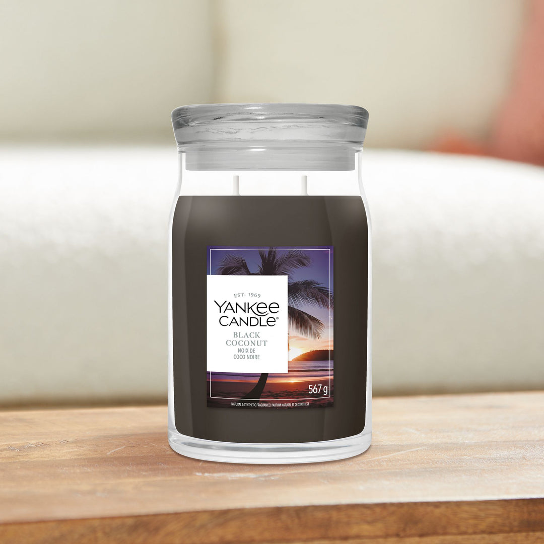 Black Coconut Signature Large Jar by Yankee Candle