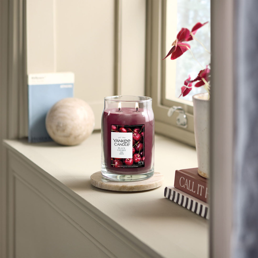 Black Cherry Signature Large Jar by Yankee Candle