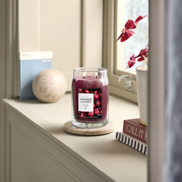 Black Cherry Signature Large Jar by Yankee Candle