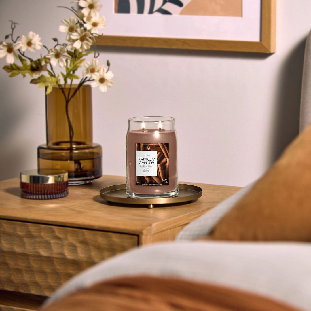 Cinnamon Stick Signature Large Jar by Yankee Candle