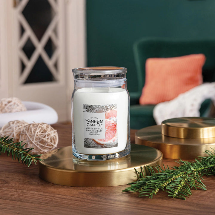 White Spruce &amp; Grapefruit Signature Large Jar Yankee Candle