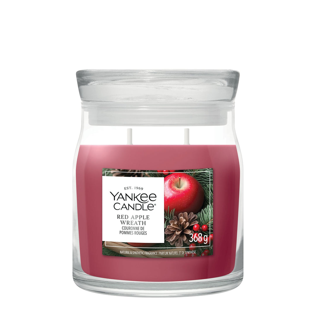 Red Apple Wreath Signature Medium Jar by Yankee Candle