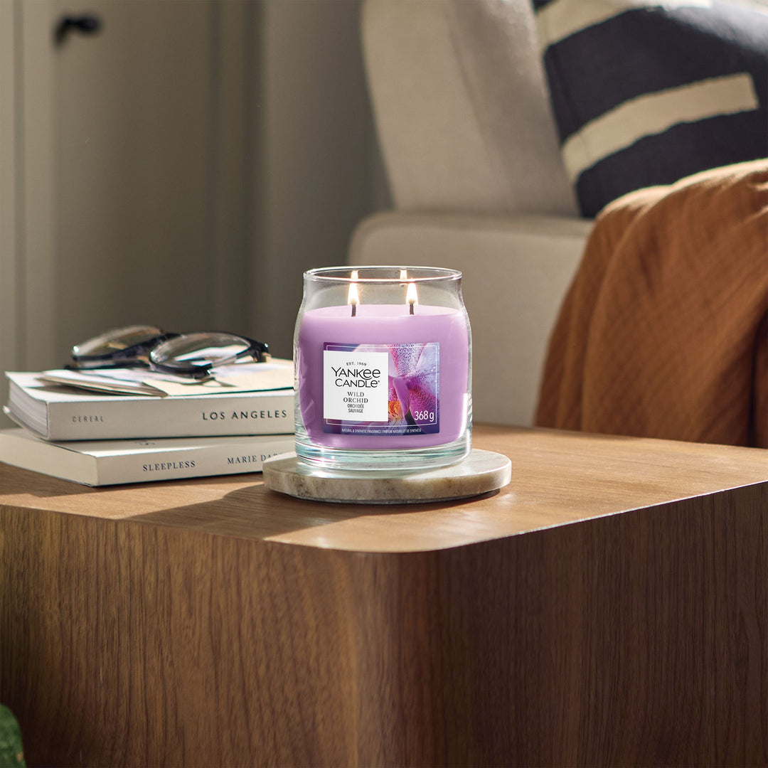 Wild Orchid Signature Medium Jar by Yankee Candle