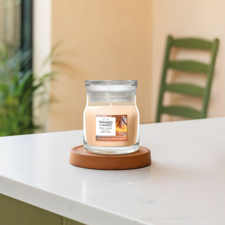 Pink Sands Glow Signature Small Jar by Yankee Candle