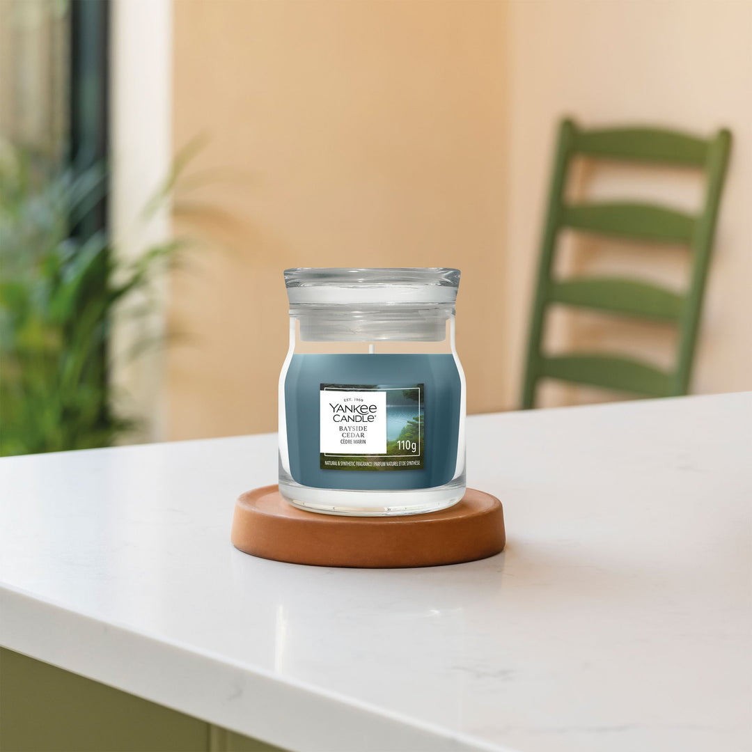 Bayside Cedar Signature Small Jar by Yankee Candle