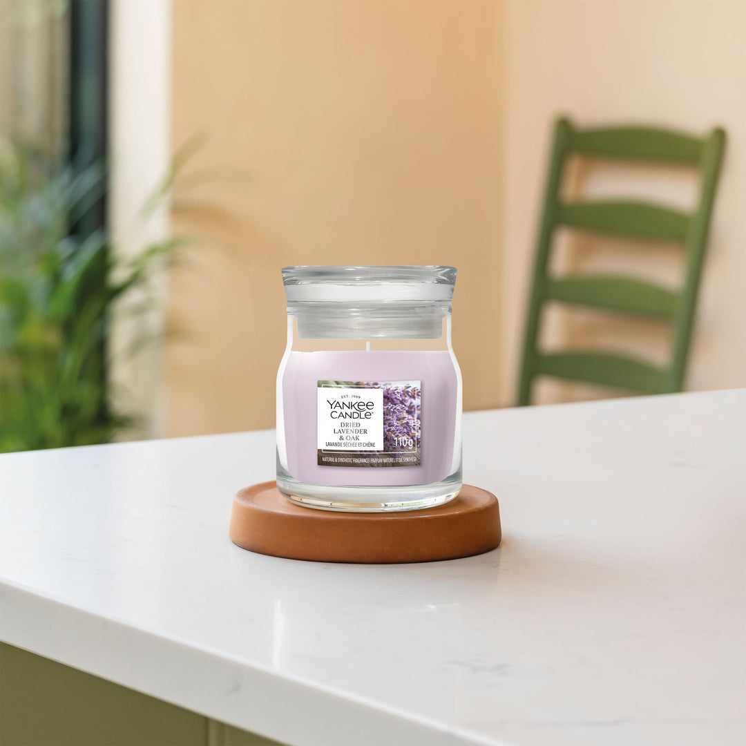 Dried Lavender &amp; Oak Signature Small Jar by Yankee Candle