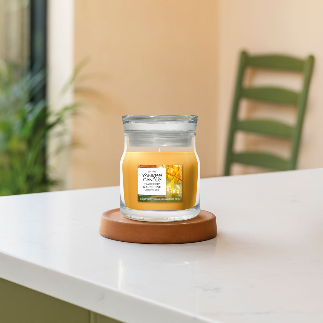Starfruit &amp; Sunshine Signature Small Jar by Yankee Candle