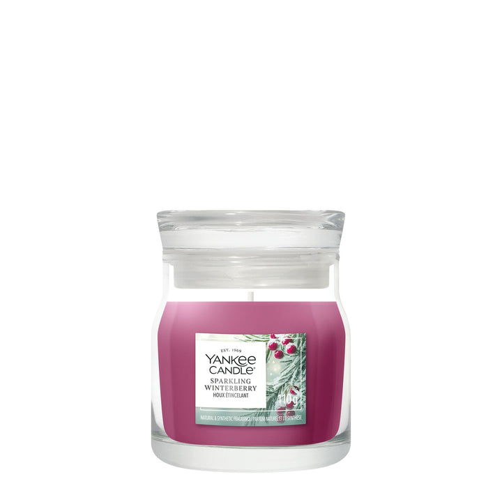 Sparkling Winterberry Signature Small Jar by Yankee Candle