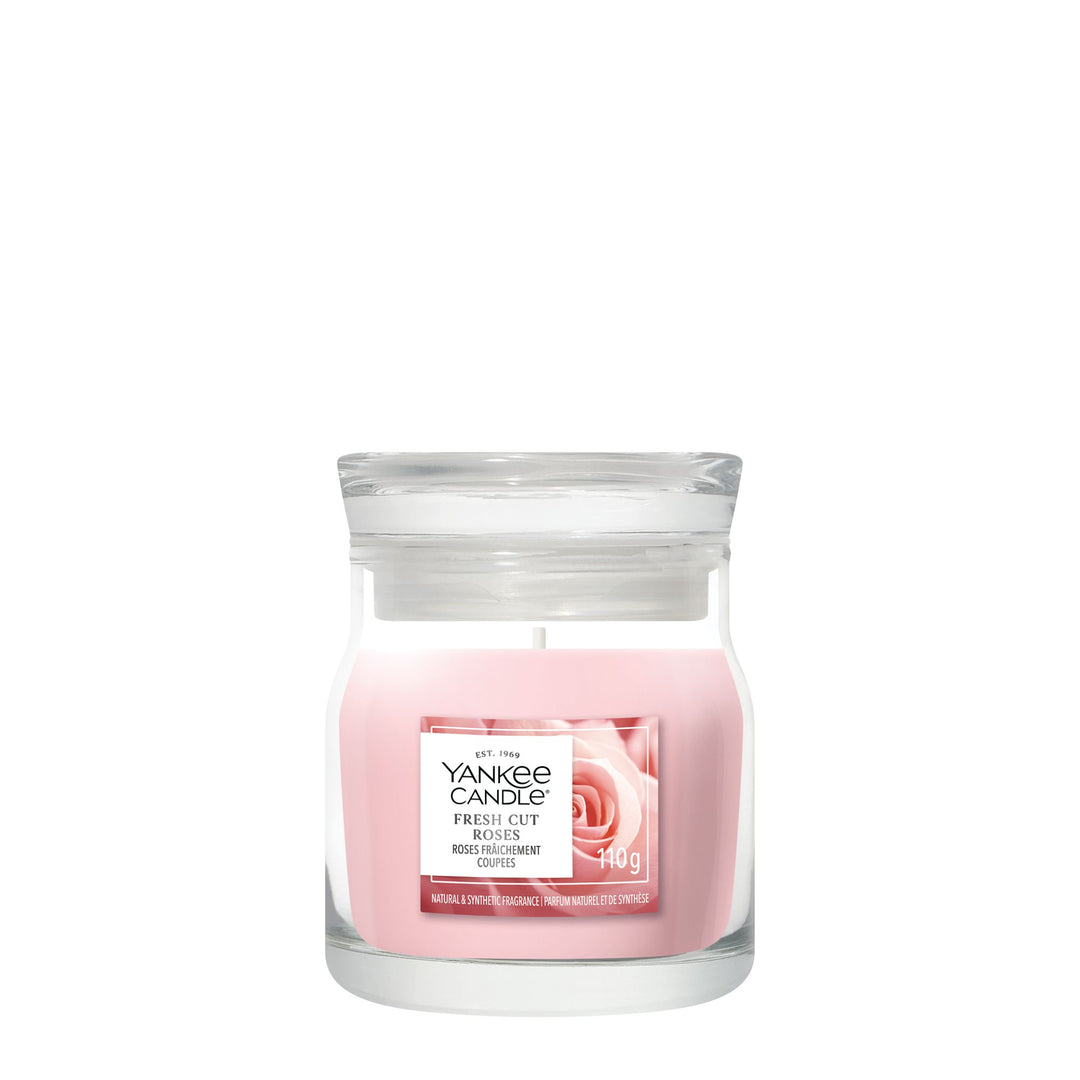 Fresh Cut Roses Signature Small Jar by Yankee Candle