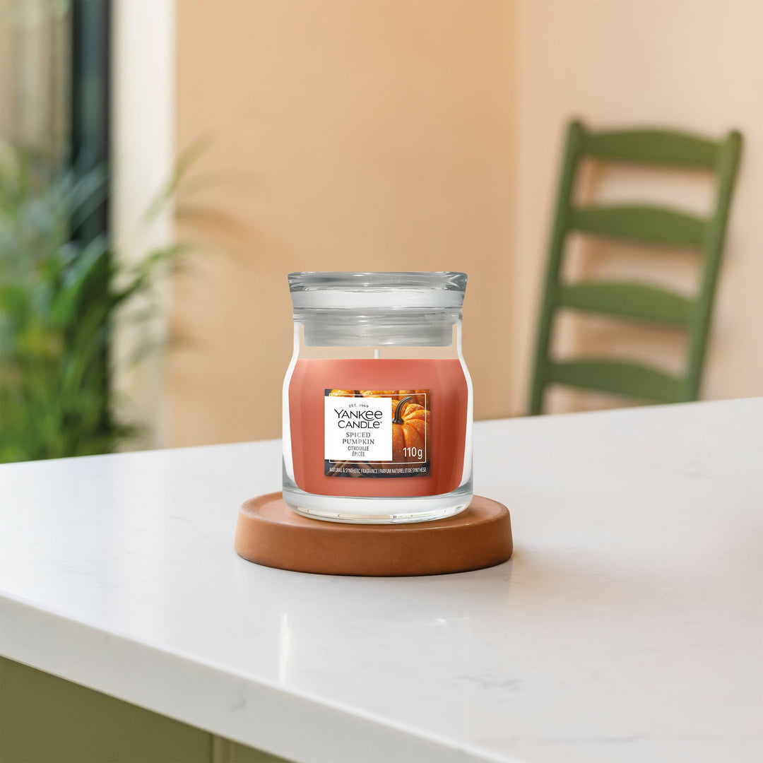 Spiced Pumpkin Signature Small Jar by Yankee Candle
