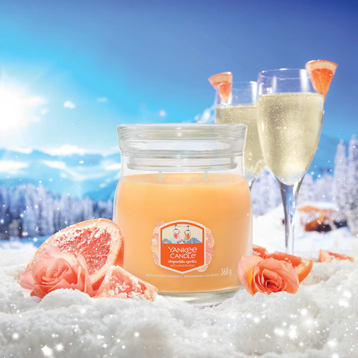 Slopeside Spritz Signature Medium Jar by Yankee Candle