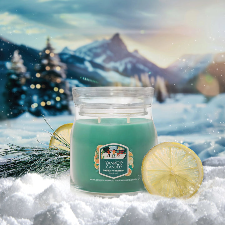 Holiday Winterfest Signature Medium Jar by Yankee Candle