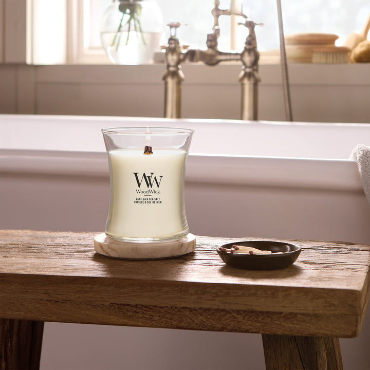 Vanilla &amp; Sea Salt Medium Hourglass by WoodWick