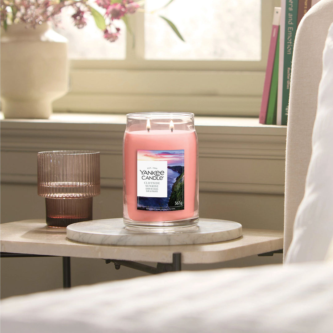 Cliffside Sunrise Signature Large Jar by Yankee Candle