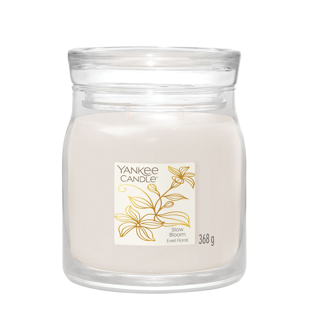 Slow Bloom Signature Medium Jar by Yankee Candle