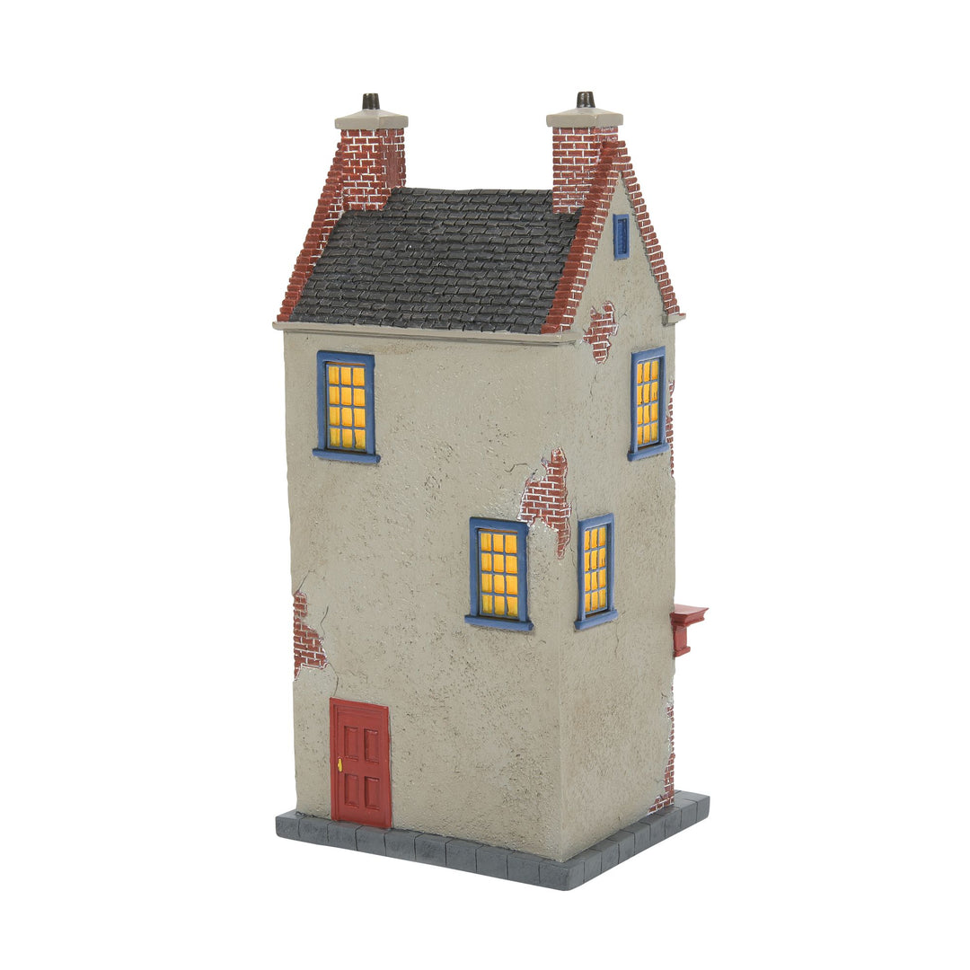 Quality Quidditch Supplies Illuminated Model Building