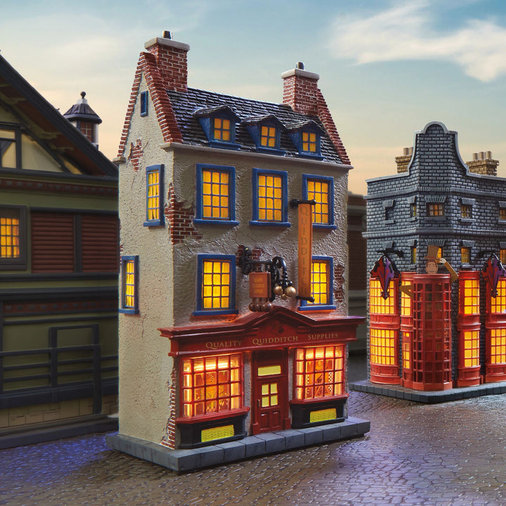 Quality Quidditch Supplies Illuminated Model Building