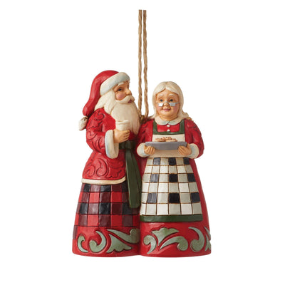 Highland Glen Mr & Mrs Clais Hanging Ornament - Heartwood Creek by Jim Shore - Enesco Gift Shop