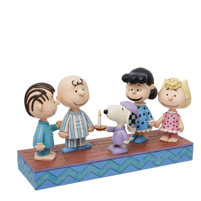 P.J. Party| (Peanunts Gang in Christmas PJ's Figurine)- Peanuts by Jim Shore - Enesco Gift Shop