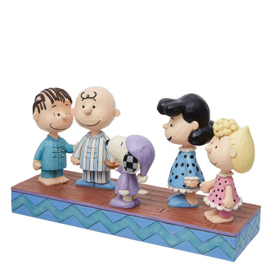 P.J. Party| (Peanunts Gang in Christmas PJ's Figurine)- Peanuts by Jim Shore - Enesco Gift Shop