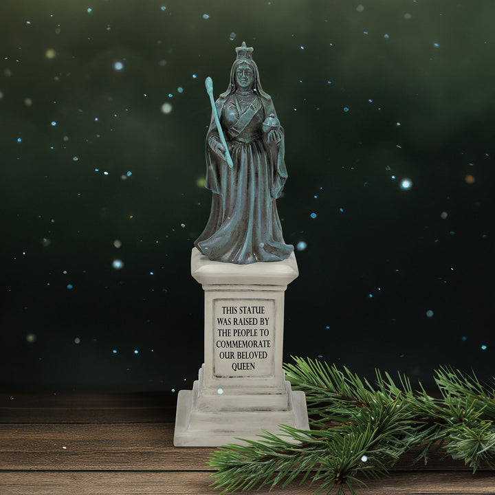 A Monument for Her Majesty - Dickens Village