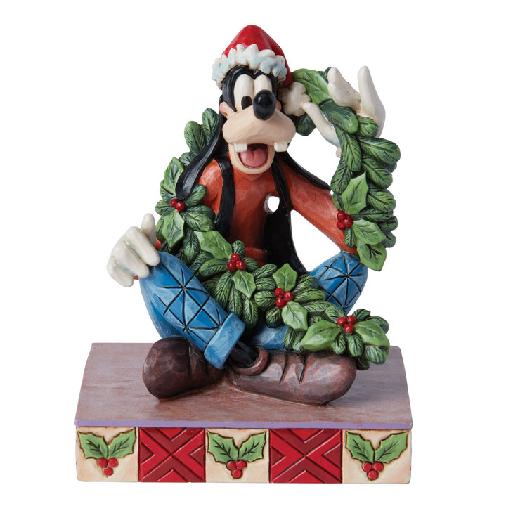 A Goofy Christmas (Goofy Christmas Figurine) - Disney Traditions by Jim Shore