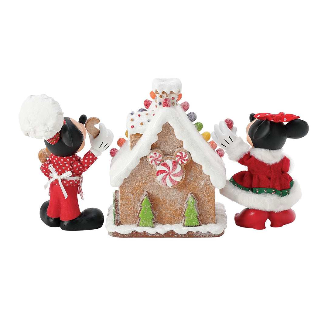 Mickey and Minnie's Gingerbread House