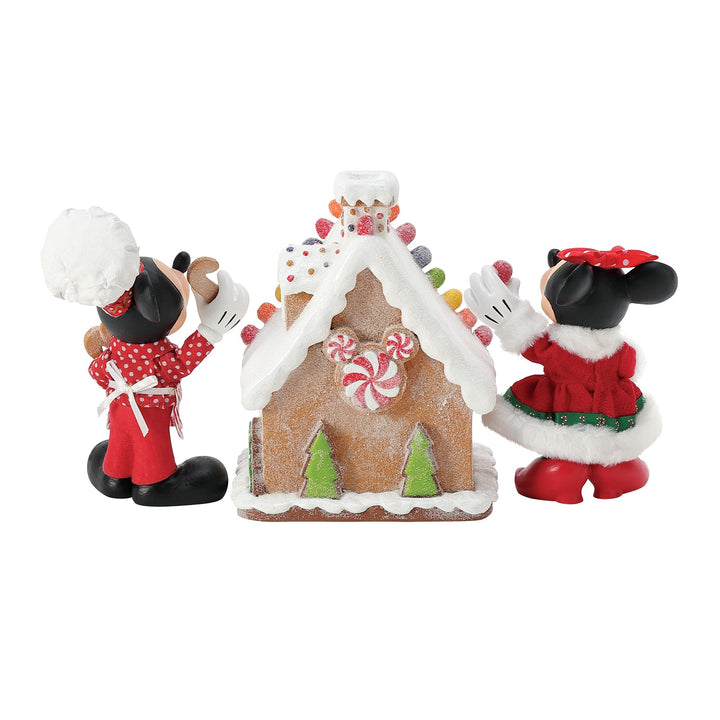 Mickey and Minnie's Gingerbread House