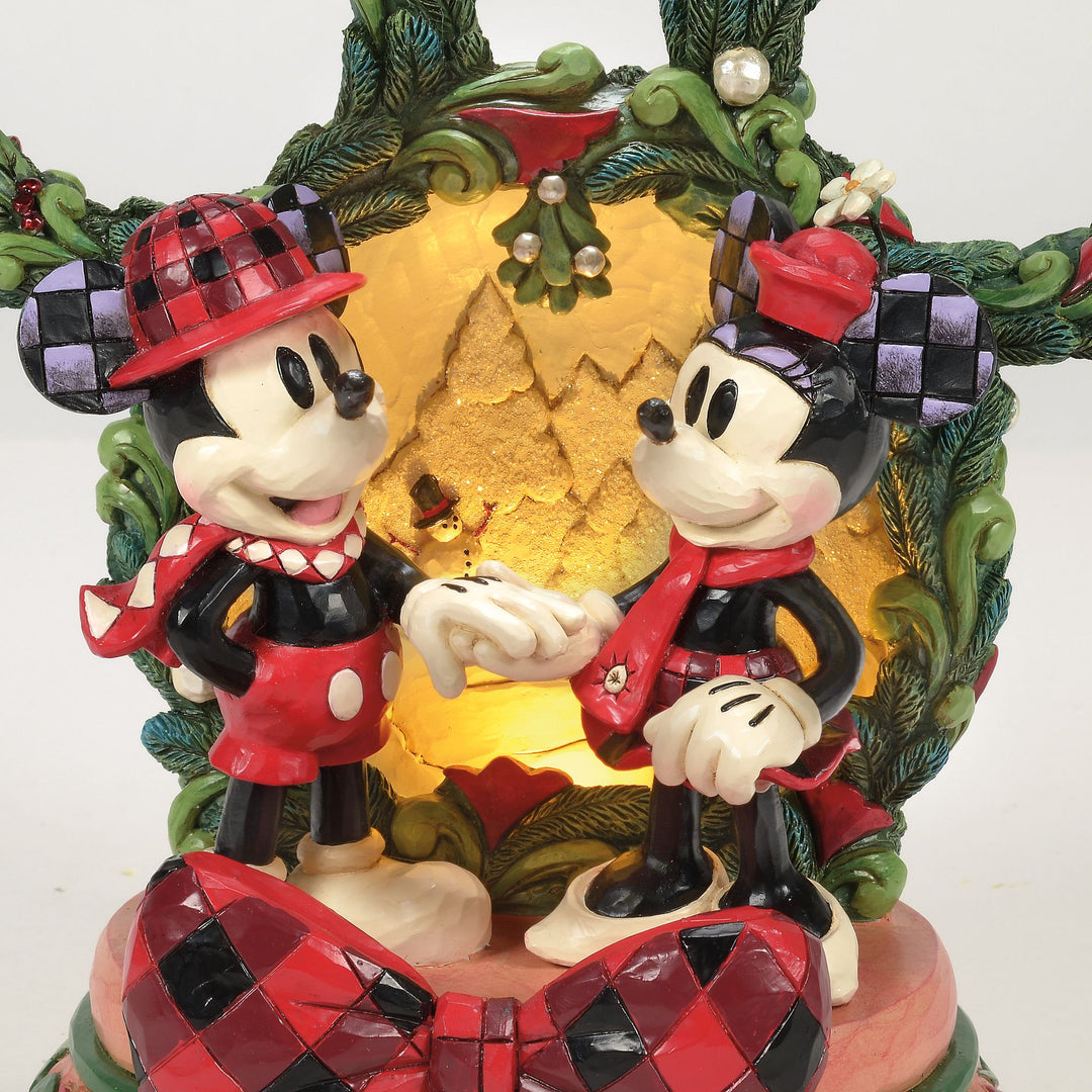 Magical Winter Moments (Mickey & Minnie Diorama)