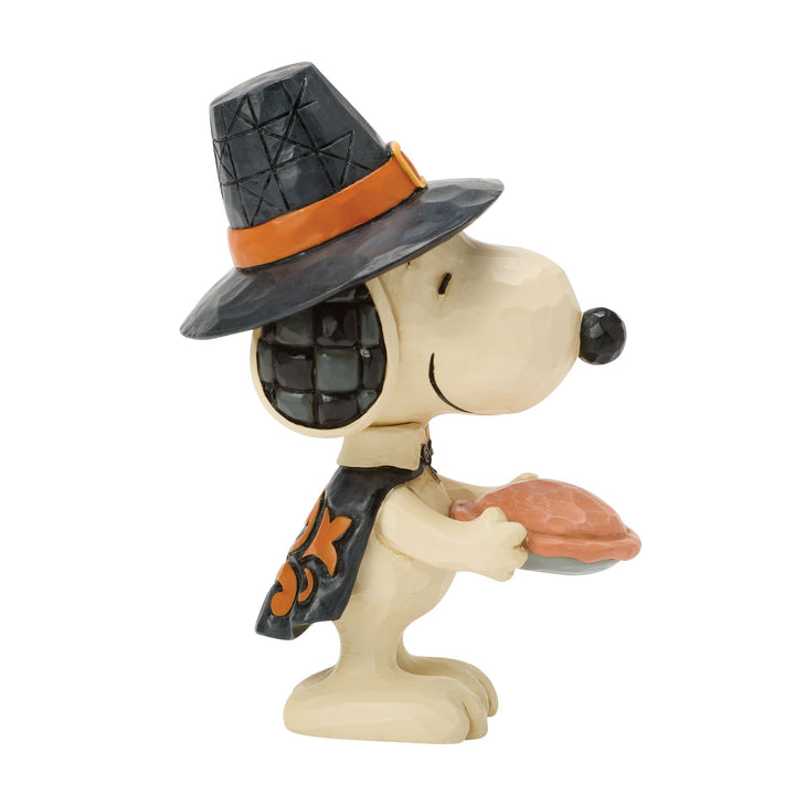 Snoopy with Pumpkin Pie Mini Figurine