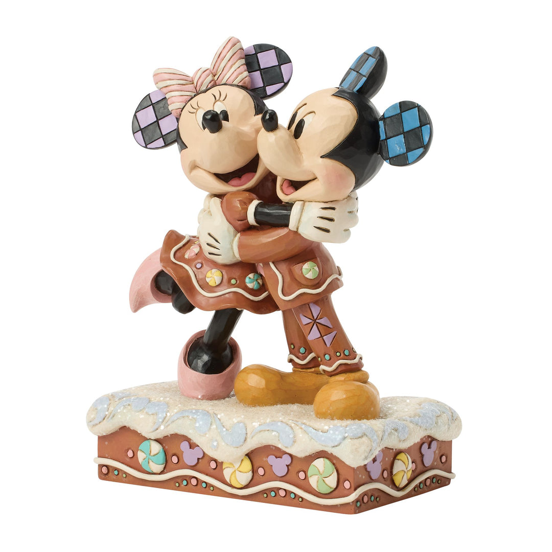 Sugarcoated Sweethearts (Mickey and Minnie Gingerbread  Figurine)
