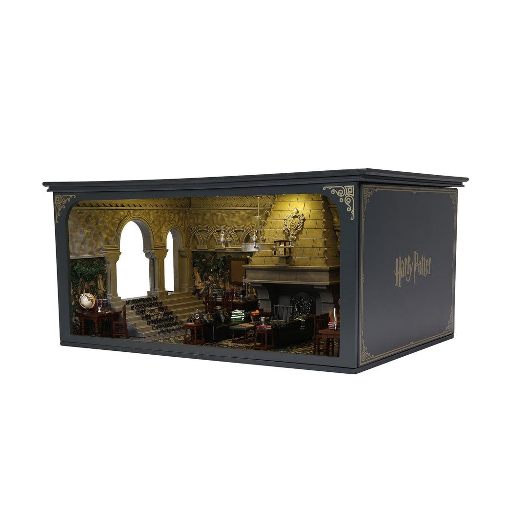 Slytherin Common Room Figurine - Harry Potter Village by D56