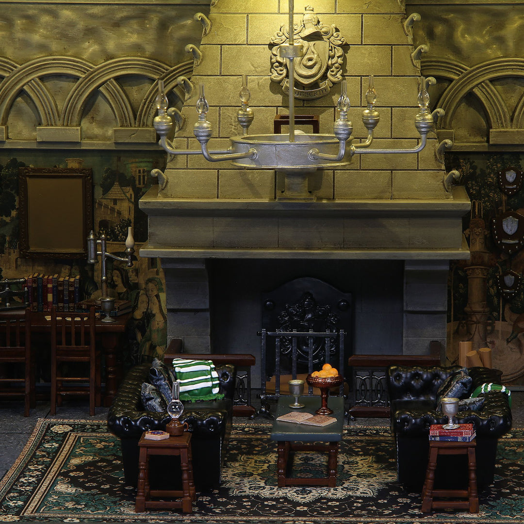 Slytherin Common Room Figurine - Harry Potter Village by D56