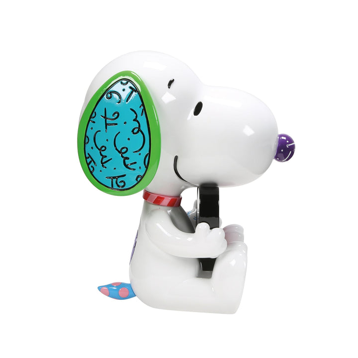 Snoopy Statue with Britto Heart Figurine