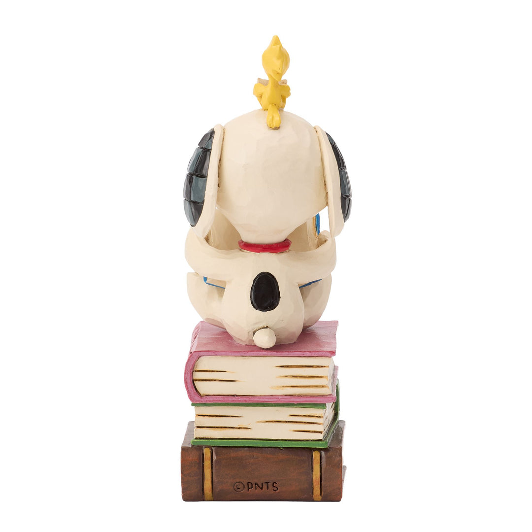 Snoopy Stacked Books Figurine - "My Week is Fully Booked|"