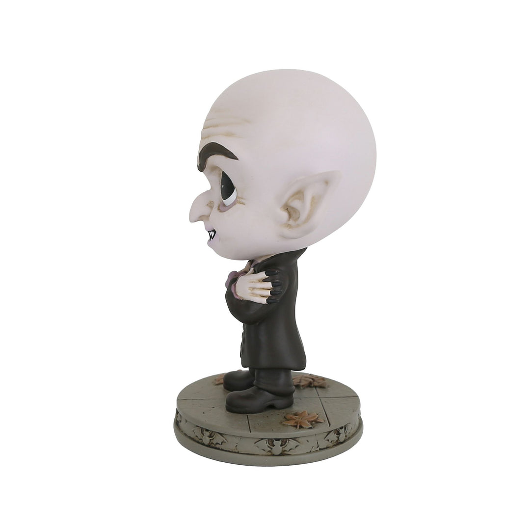 Nosferatu Figurine by Ichigo Ichie - Moment 2