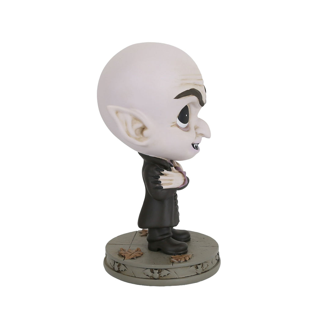 Nosferatu Figurine by Ichigo Ichie - Moment 2