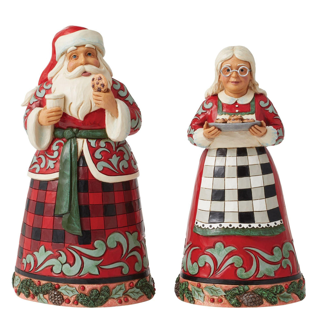 Highland Glen Mr & Mrs Claus Figurine - Heartwood Creek by Jim Shore - Enesco Gift Shop