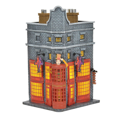 Weasleys' Wizard Wheezes Illuminated Model Building- Harry Potter Village by D56 (EU Adaptor) - Enesco Gift Shop